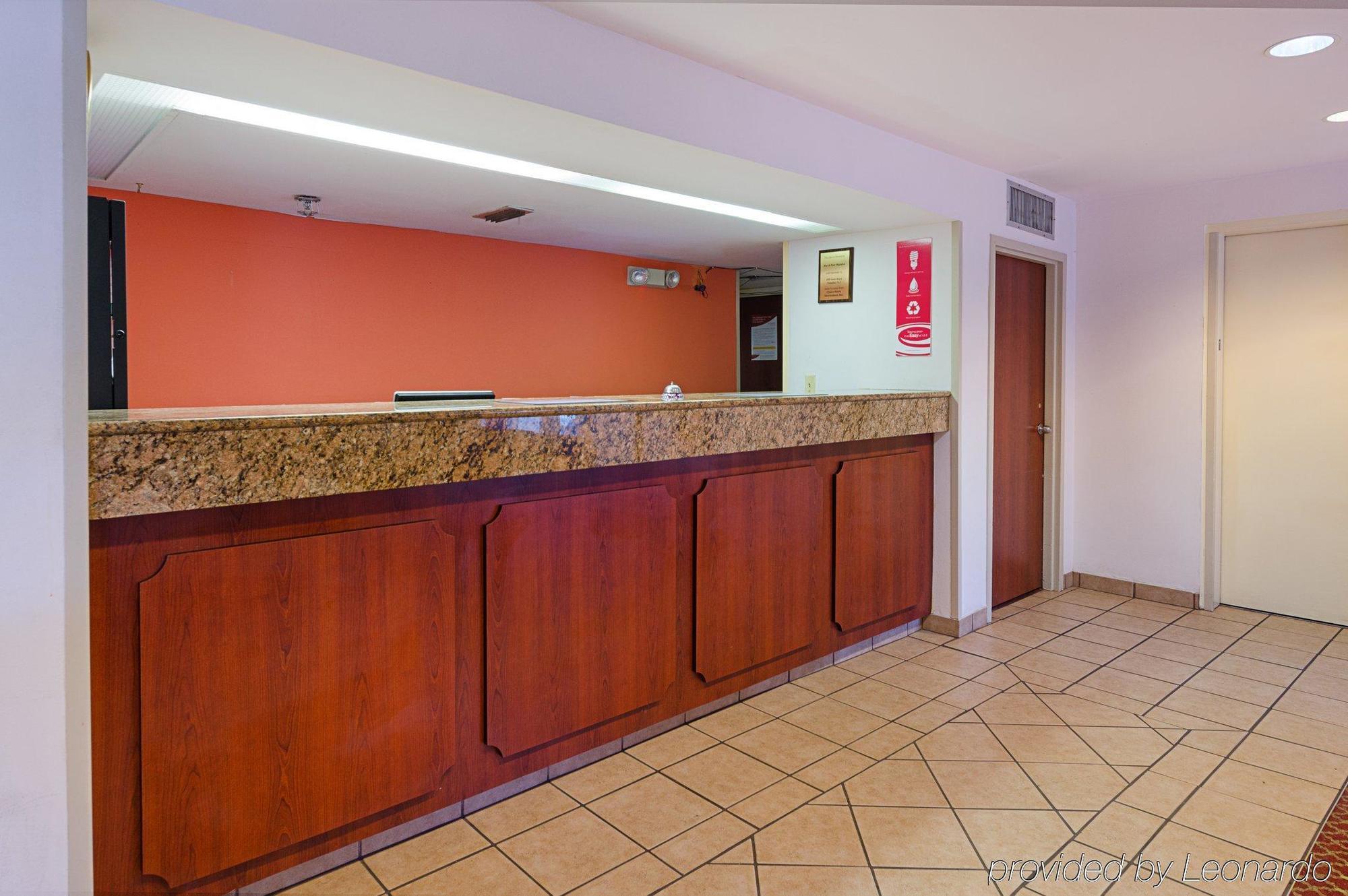 Econo Lodge Inn & Suites Johnson City Eksteriør billede
