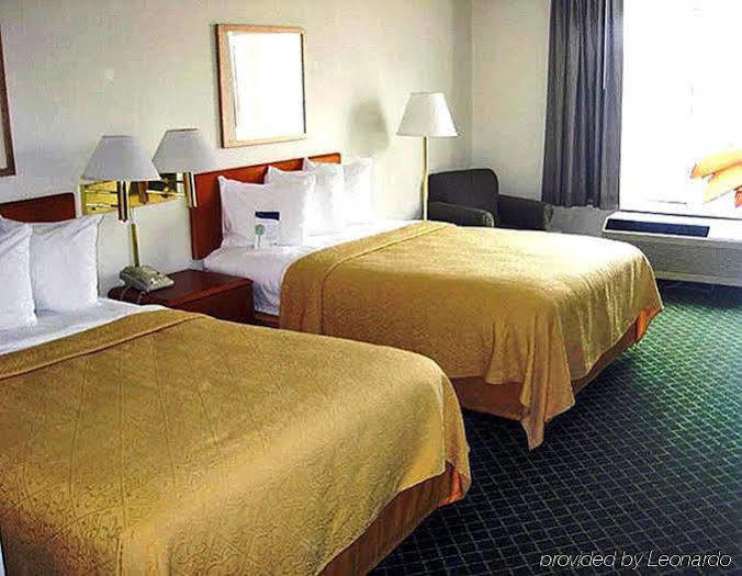 Econo Lodge Inn & Suites Johnson City Eksteriør billede