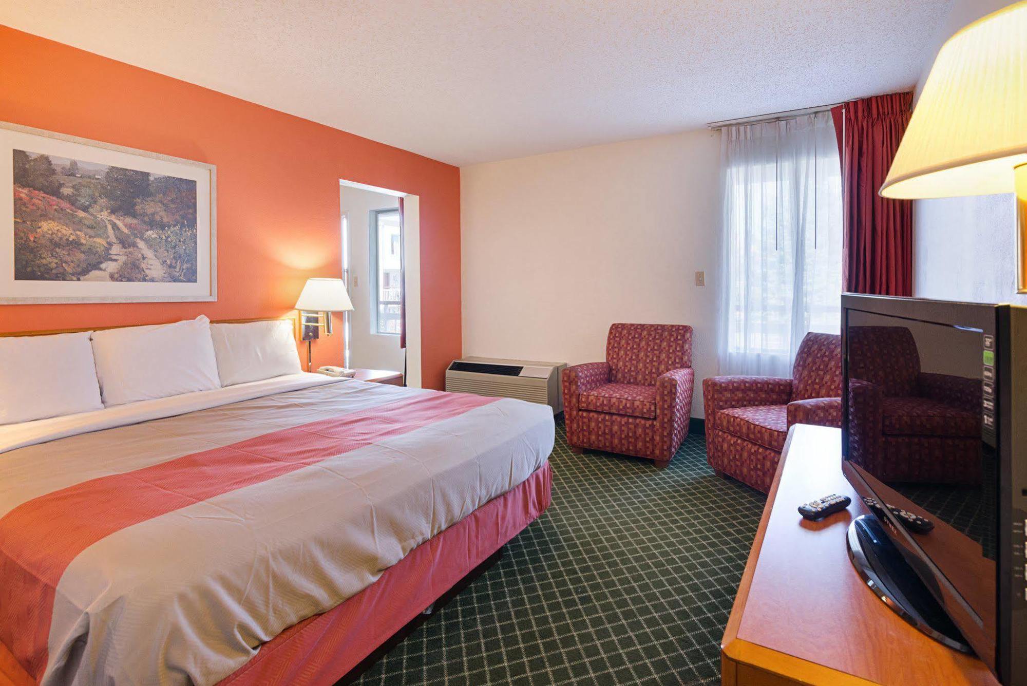 Econo Lodge Inn & Suites Johnson City Eksteriør billede